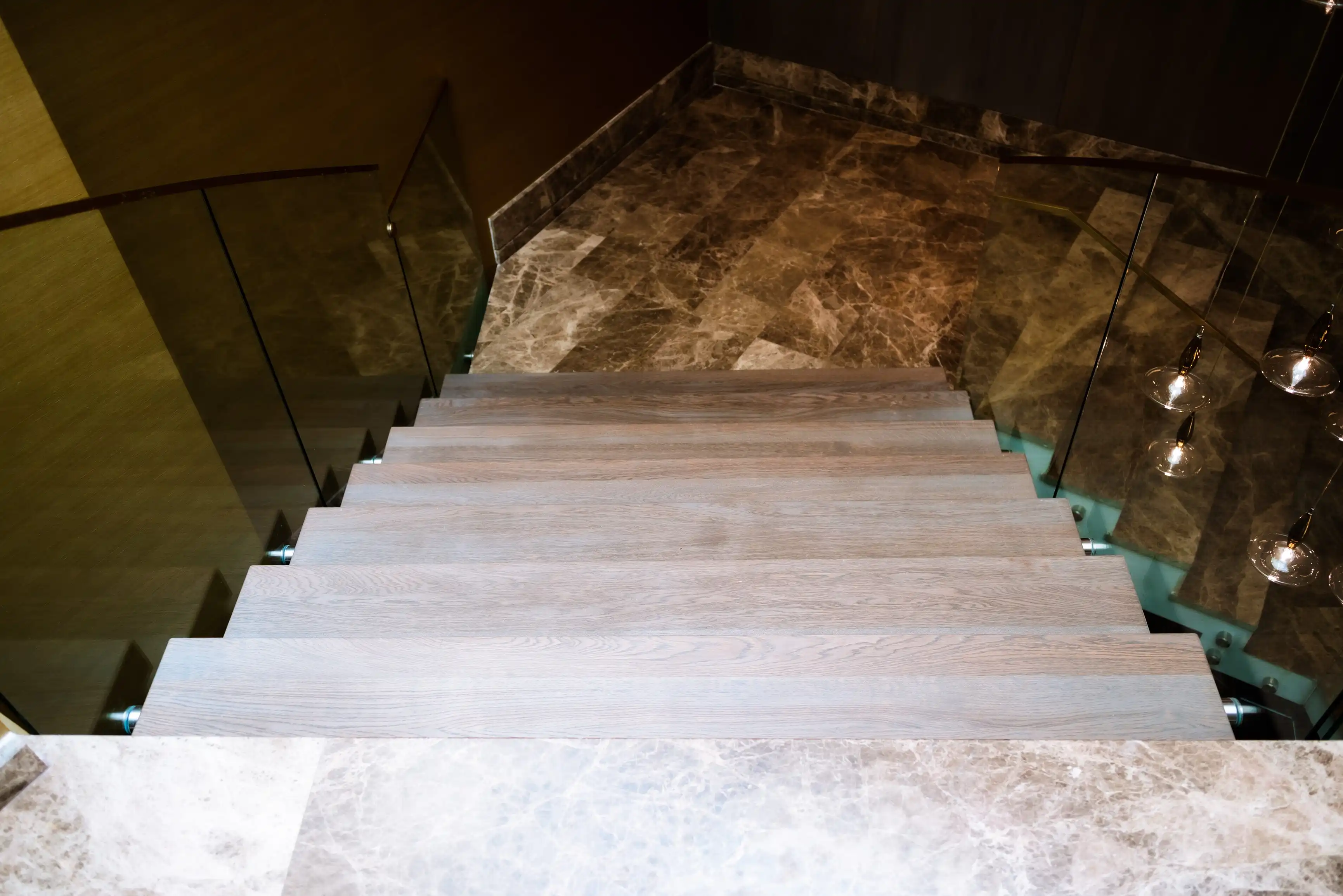 Scări Hotel Nova - Vedere