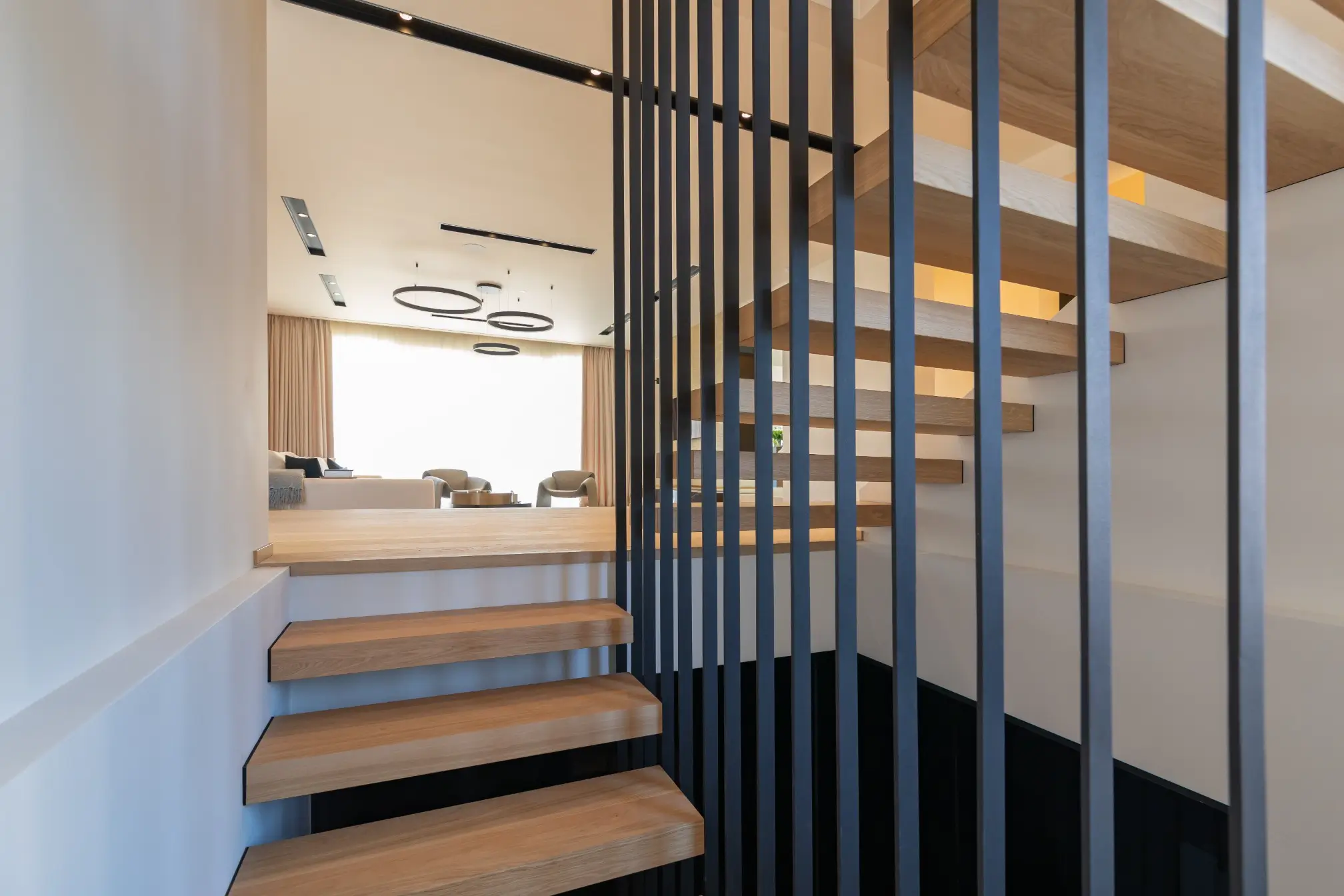 Trepte Rezidențiale - Podest intermediar